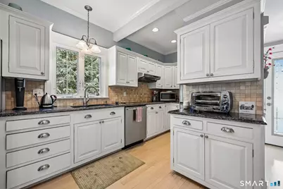 57 Wilbar Avenue, Milford, CT 06460 - Photo 5