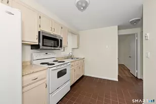 50 Victory St, Stamford, CT 06902 - Photo 9