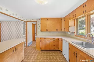 10 Whip Poor Will Dr, Plainfield, CT 06354 - Photo 7