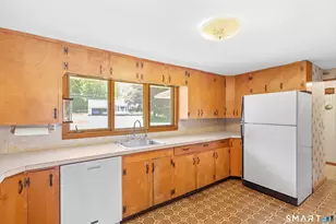 10 Whip Poor Will Dr, Plainfield, CT 06354 - Photo 3