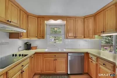 8 Cheryl Avenue, Killingly, CT 06241 - Photo 11
