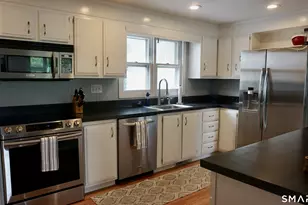 13 Pacific St, Groton, CT 06340 - Photo 5