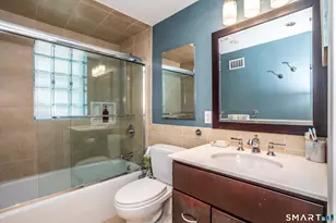 98 Colony Rd, West Hartford, CT 06119 - Photo 21