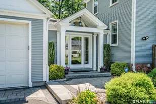 98 Colony Rd, West Hartford, CT 06119 - Photo 7