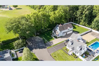 274 Valleyview Road, Fairfield, CT 06824 - Photo 3