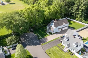 274 Valley View Rd, Fairfield, CT 06824 - Photo 3