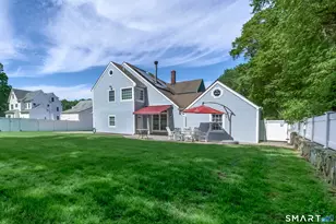 274 Valley View Rd, Fairfield, CT 06824 - Photo 7