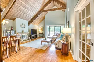 13 Algonquin Ln, Stratford, CT 06614 - Photo 3