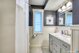13 Algonquin Ln, Stratford, CT 06614 - Photo 11