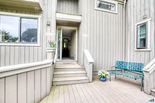 13 Algonquin Ln, Stratford, CT 06614 - Photo 21