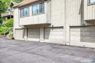13 Algonquin Ln, Stratford, CT 06614 - Photo 27
