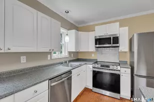75 Summit St, Norwich, CT 06360 - Photo 21