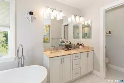 9 Washington Circle #9, Southbury, CT 06488 - Photo 27