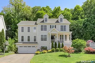 9 Washington Cir, Southbury, CT 06488 - Photo 1