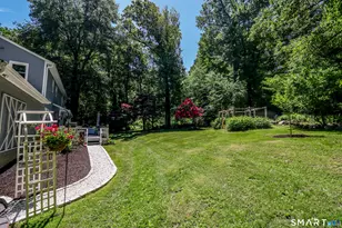 23 Old Green Rd, Newtown, CT 06482 - Photo 27