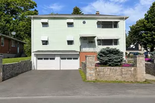22 Leaf Ave, Waterbury, CT 06705 - Photo 1
