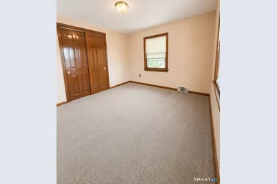 22 Leaf Avenue #2nd Floor, Waterbury, CT 06705 - Photo 9
