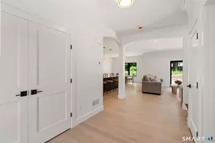 47 Luca Ln, Wethersfield, CT 06109 - Photo 5