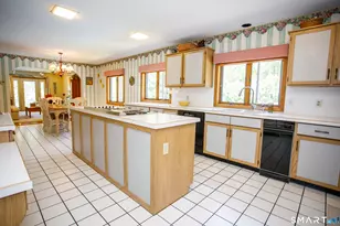 25 Stony Ridge Rd, Norwich, CT 06360 - Photo 9