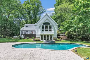 15 Hemlock Hollow Rd, Woodbridge, CT 06525 - Photo 5