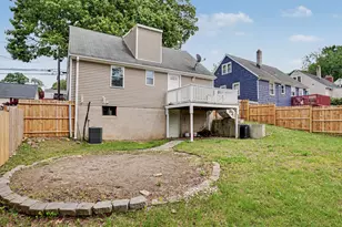 35 Oakleaf St, Bridgeport, CT 06606 - Photo 31