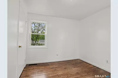 35 Oakleaf Street, Bridgeport, CT 06606 - Photo 15