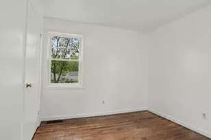 35 Oakleaf St, Bridgeport, CT 06606 - Photo 15