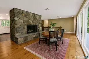 17 Wright Dr, Avon, CT 06001 - Photo 5