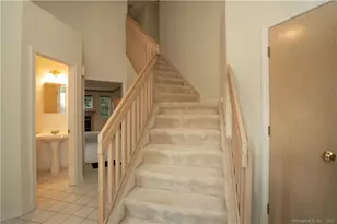 47 Pepper Bush Ln, Newington, CT 06111 - Photo 7
