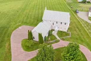 195 Town Line Hwy, Watertown, CT 06795 - Photo 3