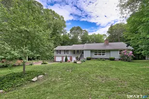 37 Anella Dr, Bethany, CT 06524 - Photo 3