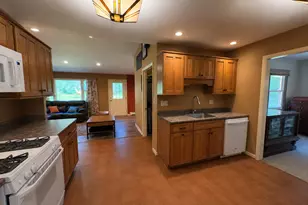 46 Gibson Ave, Trumbull, CT 06611 - Photo 7