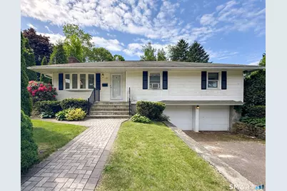 38 Fleetwood Drive, Waterbury, CT 06706 - Photo 1
