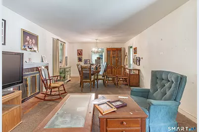 38 Fleetwood Drive, Waterbury, CT 06706 - Photo 9