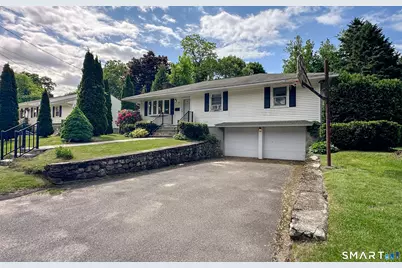 38 Fleetwood Drive, Waterbury, CT 06706 - Photo 25