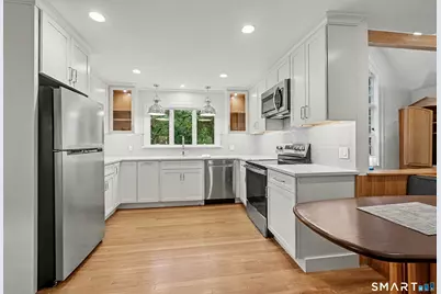 91 Raymond Street, Darien, CT 06820 - Photo 5