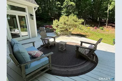 91 Raymond Street, Darien, CT 06820 - Photo 23