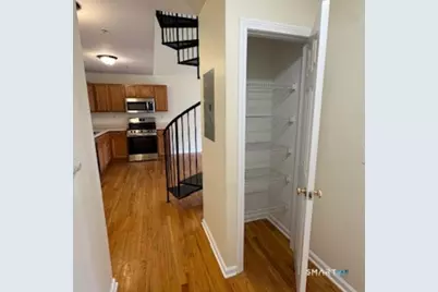 680 Boston Post Road #25, Milford, CT 06460 - Photo 3