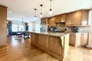 345 Housatonic Dr, Milford, CT 06460 - Photo 9
