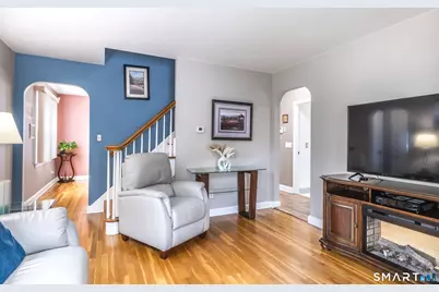 343 Hollister Street, Stratford, CT 06615 - Photo 5