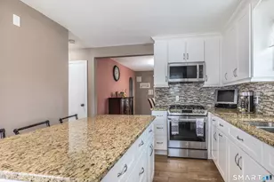 343 Hollister St, Stratford, CT 06615 - Photo 9