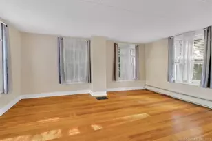 56 Winter St, Manchester, CT 06040 - Photo 21