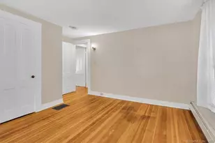 56 Winter St, Manchester, CT 06040 - Photo 19