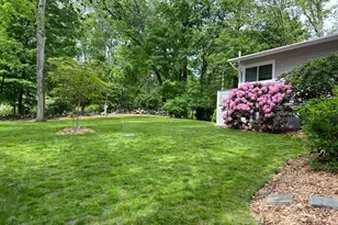 5 Wakerobin Rd, Norwalk, CT 06851 - Photo 25