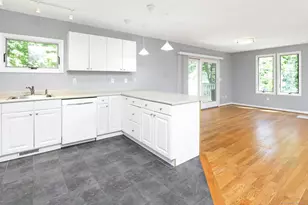 5 Wakerobin Rd, Norwalk, CT 06851 - Photo 11