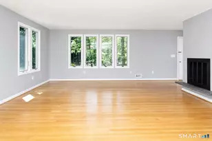 5 Wakerobin Rd, Norwalk, CT 06851 - Photo 5