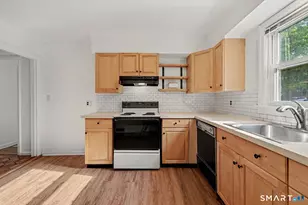 27 Lund Ave, Stamford, CT 06907 - Photo 11
