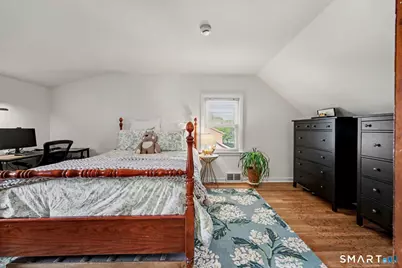 27 Lund Avenue, Stamford, CT 06907 - Photo 29