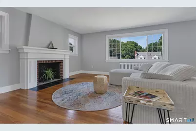 30 Crest Street, New London, CT 06320 - Photo 7
