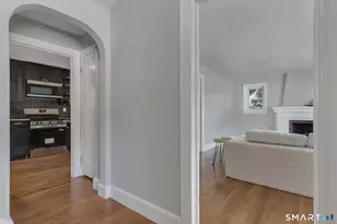 30 Crest St, New London, CT 06320 - Photo 23